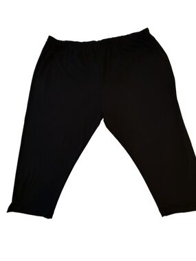 LBISSE Plus Size Black Cropped Pull On Capris Pants. 2X
